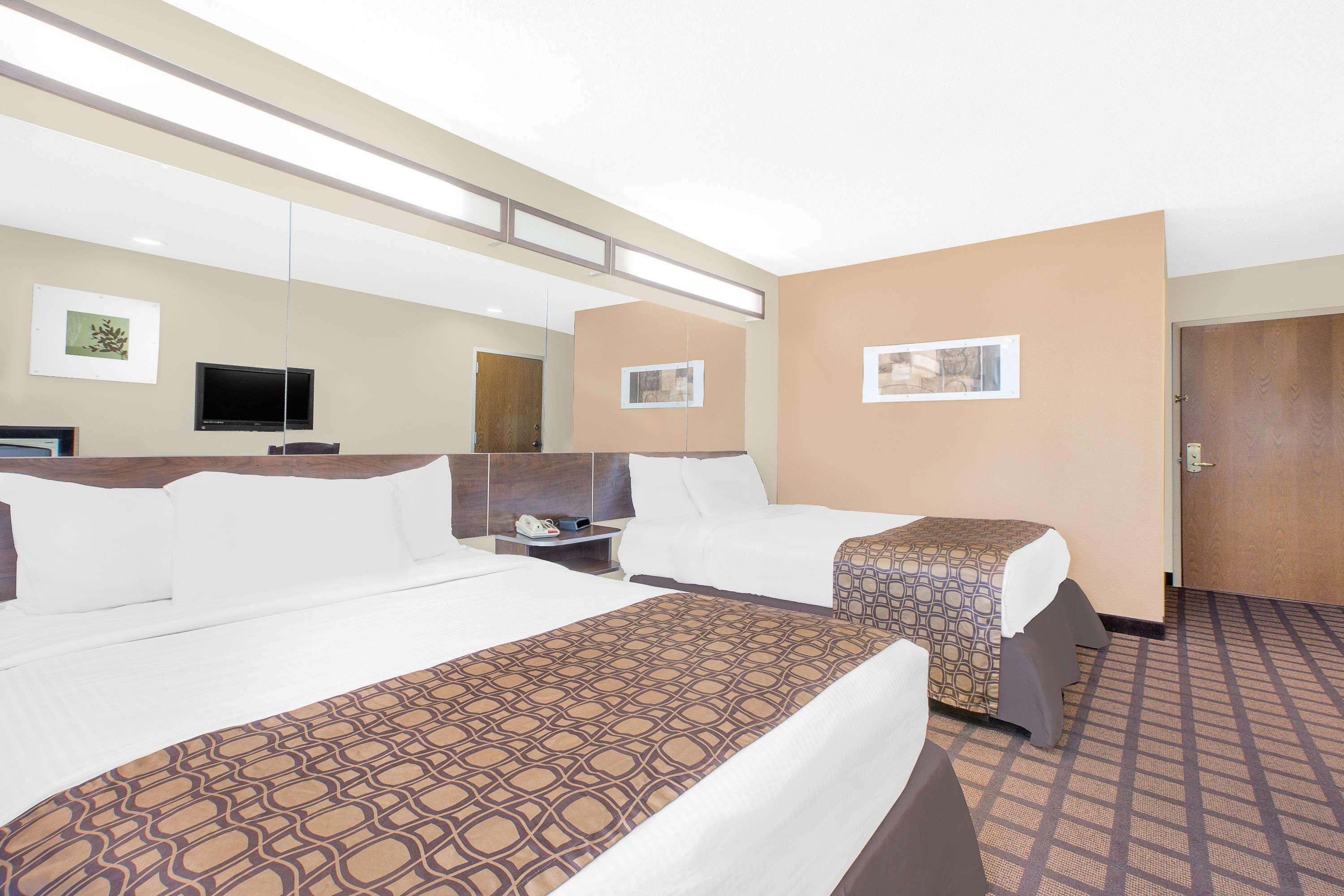 Microtel Inn & Suites By Wyndham Franklin Exterior photo